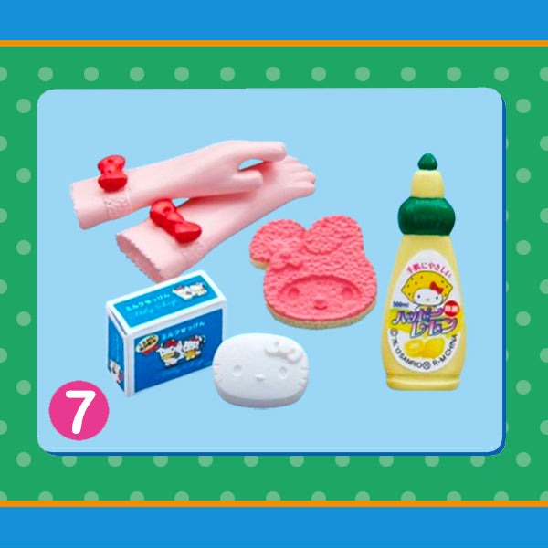 Rare 2013 Re-Ment Hello Kitty Everyone's Drug Store Full Set of 8 pcs <Free shipping (Except the United States)>